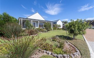 4 Bedroom House in Imhoffs Gift