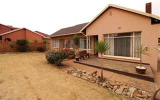 4 Bedroom House in Elsburg