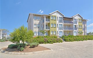 2 Bedroom Apartment in Kosmosdal