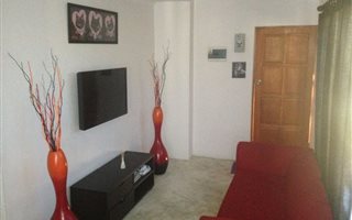 1 Bedroom Garden Cottage in Bordeaux