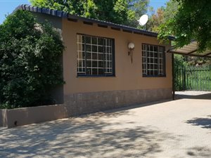 3 Bed House in Northwold Gardens