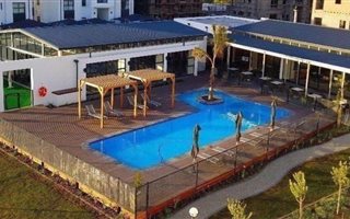 3 Bedroom Apartment in Parklands North