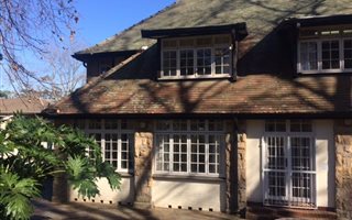 637 m² Commercial space in Kloof