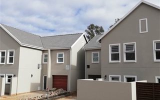 4 Bedroom House in Bryanston West