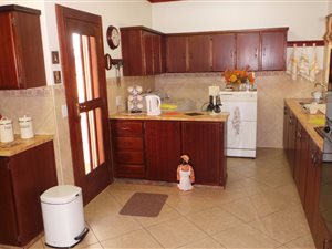 3 Bed Apartment in Flamwood