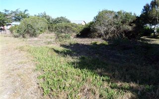 1059 m² Land available in Fraaiuitsig