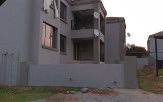 3 Bedroom Apartment in Ruimsig