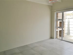 2 Bedroom Duplex in Overbaakens