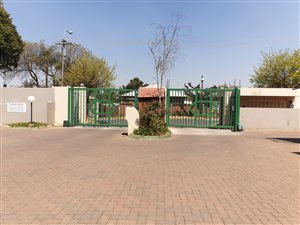 2 Bed Townhouse in Malvern East