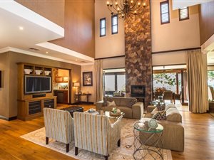 5 Bed House in Assagay