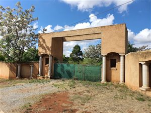 9291 ha Farm in Pretorius Park