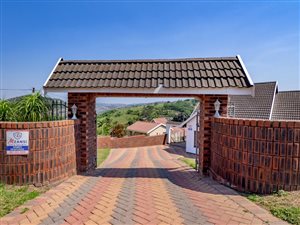 5 Bed House in Nagina