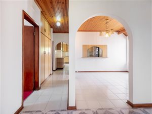 5 Bedroom House in Nagina