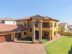4 Bed House in Sagewood