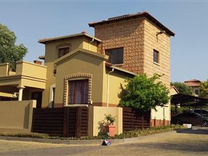 2 Bed Cluster in Sunninghill