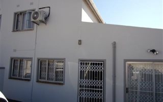 3 Bedroom House in Risecliff