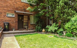 2 Bedroom Duplex in Farrarmere