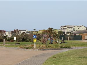 885 m² Land available in Oubaai and surrounds