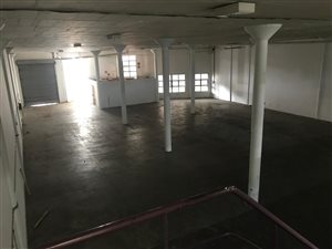 830 m² Commercial space in Red Hill