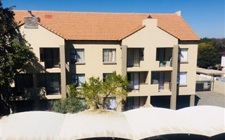 2 Bedroom Apartment in Arcadia