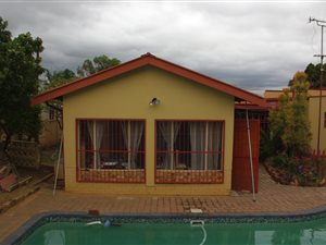 4 Bed House in Rietfontein