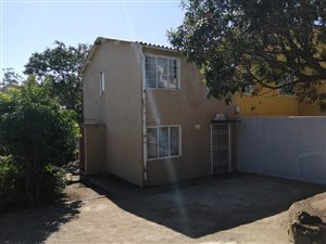 2 Bed Townhouse in Stonebridge