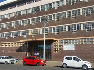 6143 m² Commercial space in Hilton