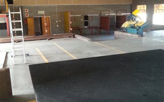 680 m² Industrial space in Evander