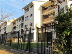2 Bed Apartment in Mostertsdrift