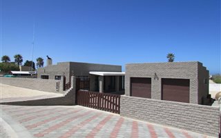 2 Bedroom House in Port Nolloth