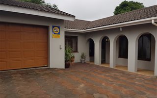 4 Bedroom House in Wild En Weide
