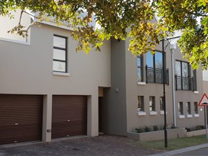 3 Bed Townhouse in Heritage Hill