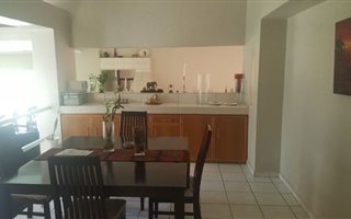 4 Bedroom House in Orchards