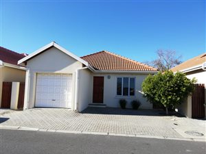 2 Bed House in Strand Central