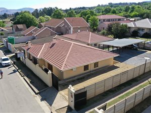 6 Bed House in Kokstad