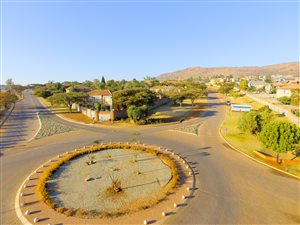 3 Bed Townhouse in Pinehaven