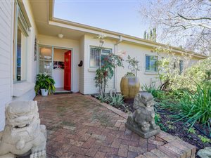 6 Bed House in Parel Vallei