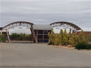 3383 m² Commercial space in Magna Via