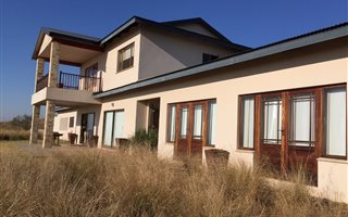 3 Bedroom Townhouse in Bisley