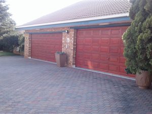 3 Bed House in Golf Park