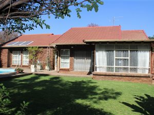 5 Bedroom House in Selection Park