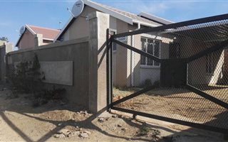 2 Bedroom House in Cosmo City