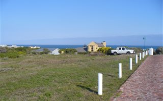 769 m² Land available in Klipfonteyn