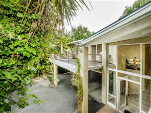 4 Bed House in Constantia Upper