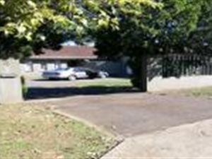 3 Bed House in Bellevue