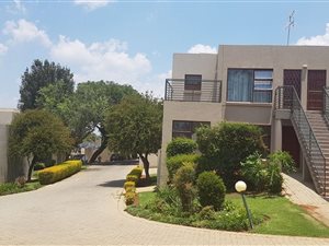 1 Bed Apartment in Paulshof