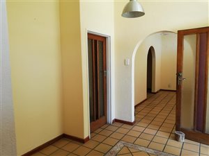 4 Bed House in Soneike