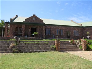 5 Bed House in Langebaan North