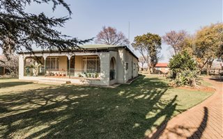 2 ha Farm in Brentwood