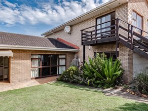 5 Bed House in Sunridge Park